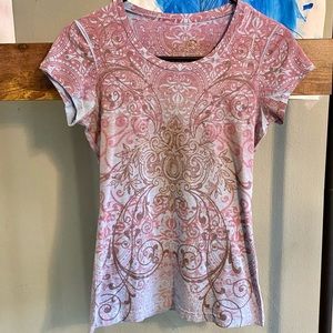 Belle du Jour Y2K era ornate t-shirt size S